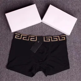 디자이너 Mens Underpants Mens 복서 디자이너 속옷 남성 브랜드 섹시한 클래식 순수한면 남자 복서 캐주얼 반바지 부드러운 통기성 속옷 M-2xl 3 조각/상자