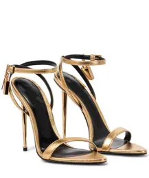 Women dress shoes pump High Heels Luxury Paris Pumps Heel patent leather Padlock croceffect leather sandals8132607