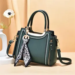 الأكياس المسائية Bolsos Mujer de Marca Famosa 2022 Women Chain Designer Handbag Lady Pu Leather Bag286W