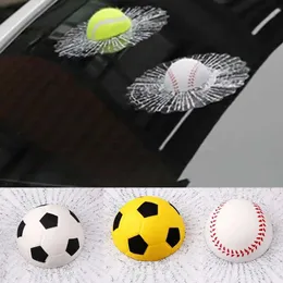 Sonstiges Innenzubehör 1 Stück Autoaufkleber 3D-Baseball-Fußball-Tennisball trifft Karosserie Auto-Fensteraufkleber DIY Auto-Styling Autodekoration 18 cm x 18 cm L231153