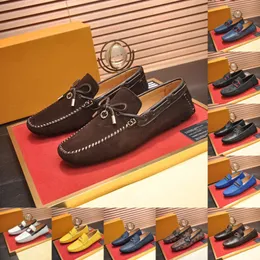 38 Model Men Designer Flat Shoes Högkvalitativa varumärken Bekväma män Casual Driving Shoes Plus Size 46 Slip On Boat Business Silver Sailing Shoes