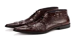 Stivali eleganti da uomo di design di lusso Scarpe in vera pelle Stivaletti con motivo coccodrillo a punta in pelle di mucca di alta qualità9520871
