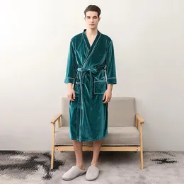 Masculino sleepwear cor contrastante sexy pijama longo ouro veludo cardigan casal roupão macio robe pijama homens inverno para manter quente