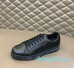 Chaussures décontractées Célèbre Mode Hommes Courir Sneaker Blanc Noir Bas Hauts Onyx Résine En Cuir Verni Design Casuals Fitness Sports