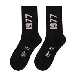 Mode bomullsstrumpor Designer Digital Casual Socks Men's Women's Sports Cotton Socks med lådor