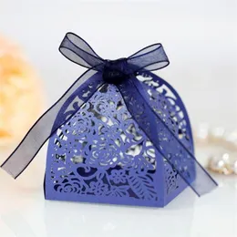 50 100st Laser Cut Flower Wedding Dragee Candy Box Wedding Present For Guest Wedding Favors and Gifts Deco Mariage Chocolate Box 210176L