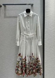 Повседневные платья 2024 Роскошный дизайнер Ранние весенние каникулы Новый продукт Ruyi Цветочный узор с бабочкой Платье с длинными рукавами
