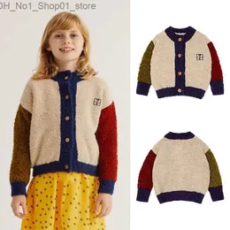 Cardigan maglione cardigan per bambina per bambini 2023 cappotto maglione abbinato a colori per neonato invernale Q231206