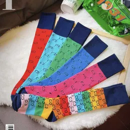 Hosiers Socks Fashion G Skarpetki List Średnie wysoki cylinder Kontrast Kolor Rainbow Bawełna Osobowość Osobowość cienkie kobiety w stylu college'u Ne0B