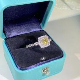 T gg t gg chiński luksusowy cyrkon geometria projektant pierścionków Zespół Kobiety słodki klasyczny Klasyczny kwadratowy żółty kamień paznokcie paznokcie palec drobne diamentowy kryształowy pierścionek ślub j