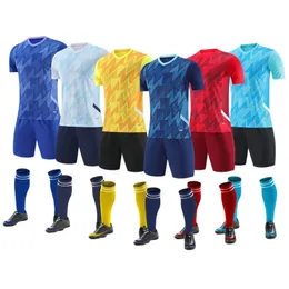 Andra idrottsartiklar barn vuxen fotbollströjor kit pojkar fotboll uppsättningar korta ärm uniformer ungdomslag tracksuit sporttröja 231206