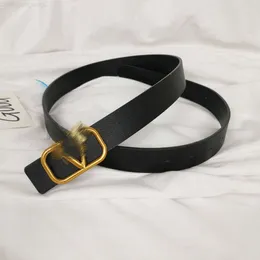 مصمم Valantinos Belt Valentine New Small V Letter Belt Belt Mathion Decoration Suit Suit Coat Thin Belt 3cm Women’s Belt Black
