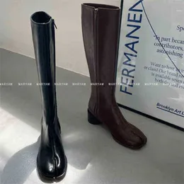 HBP Boots كوريا الجنوبية Dongdaemun الخريف الشتاء الجديد لطيف ins نمط الانقسام Toe Tube Tube Knight الأزياء متعددة الاستخدامات 220811