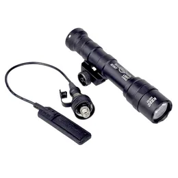 Taktisk SF M600B Vapen Ljus M600 Högpresterande Scout Light LED Rifle Hunting Flashligt 20mm Rail Mount