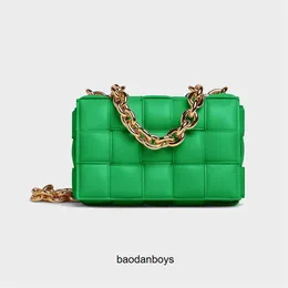 Designer Botegas V Luxury Handbag Fashion Påsar 2023 Kedjekassettväskan Fashion Woman Bag Women Axel väska handväska ojxut