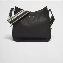 Borsa a tracolla di design di alta qualità Borsa a tracolla da uomo in pelle stile business di lusso Marchio classico 1BC073 Borsa shopping da donna oversize per esterno con doppie cinghie