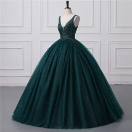 Zielony błyszczący ciemny cekinowy tiul sukienki Quinceanera Seksowne backless v szyja suknie balowe wieczorne suknie balowe z gorsetem back Bm