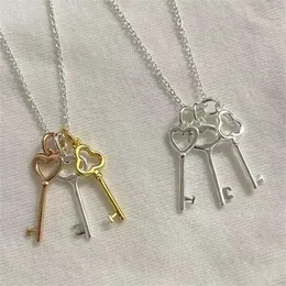 S925 Sterling Silver Plated Lucky Key Designer Pendant Necklace For Women Girls Cross Chain Choker Lovely Keys Luxury Neckor Party Wedding Jewelry Gift