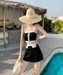 Korea South Ins Elegant Skirt Girls Split Spring Swimsuit Sweet Little Fragrance Black and White Bikini Three Pieces9602055