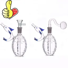 Großhandel Panzerabwehrgranate Form Wasserpfeife Mini 14mm weiblich Cartoon Niedlicher Delphin Glas Tabakbong Wasser Dab Rig Bongs Rohr zum Rauchen trockener Kräuter mit Ölbrennerschale