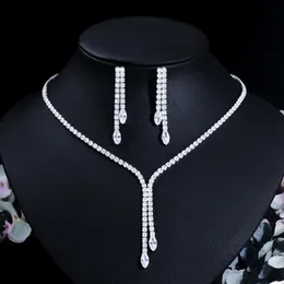 مجموعات مجوهرات الزفاف cwwzircons bling tassel drop Zirconia cubic Zirconia Paded Women Party Fashion Bridal Necklace and Earrings T625 231207