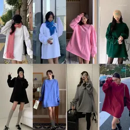 Casual Dresses Sweatshirt Kvinnor Retro Lazy Style Round Neck Solid Color Loose Long-Sleeved Velvet Dress Age Reducing College