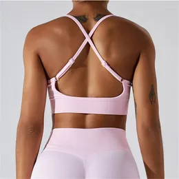 Yoga Outfit Sexy Sports Soutien-gorge Gym Top Femmes Vêtements d'entraînement en plein air sans couture serré Cross Running Fitness rembourré Bralette Costume