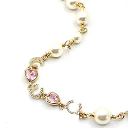 Designer Luxury Classic Pearl Necklace French Double Letter Pink Heart Rhinestone Brass Material Charm Necklace Deliver Mother Fashion Jewelry Surprise Gift