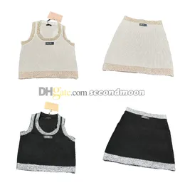 Canotte da donna in maglia corta con scollo a U, canotte sexy con gonna attillata in maglia, abito firmato in due pezzi