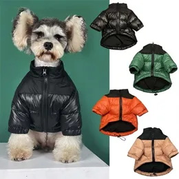 Hundkläder Dog Apparel Winter French Bulldog Coat Pet Dog Designer Kläder för små hundkläder Down Jacket Dog Accessories PC2034 231206