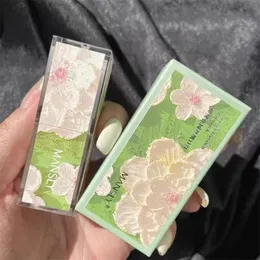 Läppstift oljemålning blommor sammet luft matt satin lättvikt läppsmakeup långkläder färg fuktande silkekräm 231207