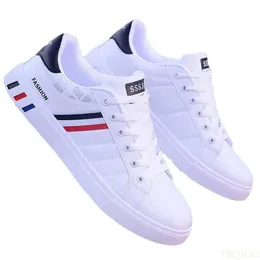 Sapatos de vestido Sapatilhas Homens Vulcanizados Flat Confortável Outono Primavera Moda Branco Canvas Sneaker Chaussure Homme 231207