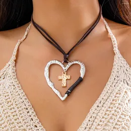 Collane con ciondolo Lacteo Anello vuoto a cuore unico con girocollo a croce Collana da donna Collare di gioielli Collana con catena regolabile per feste