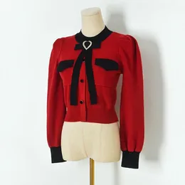 1202 XL 2023 Подиумная осень, брендовый свитер в одном стиле с длинным рукавом с круглым вырезом, белая, черная, красная женская одежда, женская одежда высокого качества mingzhi