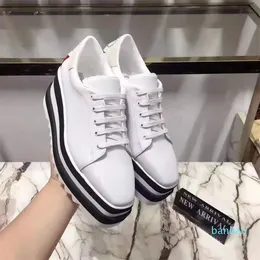 Atacado sapatos femininos marrom couro metálico cunha plataforma Elyse 35-41