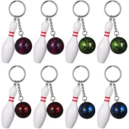 Bieciki Lanyards 8 PCS Bieci Breki Mężczyźni Bowling Akcesoria Mężczyzn Kluczowe pierścienie Bieciki Kluczowy uchwyt w kręgle wisiorek kreatywny pierścień kluczowy 231208