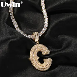 Collares colgantes UWIN Collar de letra inicial para mujeres Hombres Iced Out Baguettecz Zircon Charms con cadena de tenis Hip Hop Joyería Regalo 231208