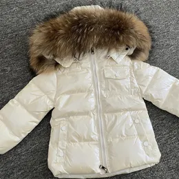 Down Coat Kids Down Jacket Fashion Märke Design Raccoon Päls Toddler Parka Baby Boy Girl Hooded Coat Childrens Winter Warm Snowsuit 231207