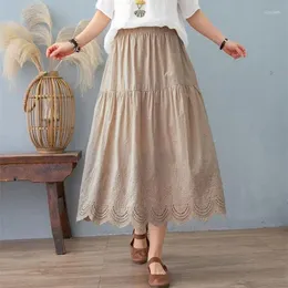 تنورات Art Hollow Embroidery Skirt Women Loose Cotton Mid-Length 2202 Summer Disual A-Line