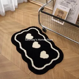 Tappeti Cuore Nero Bianco Tappeto Porta Tuftting Tappetino Morbido e soffice Soffice pavimento tuftato Tappeto Bagno Assorbente Servizi igienici Cucina 231206