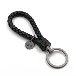 Keychains Leather Car Key Chain Men's High Quality Pendant Cowhide Hand Woven Women's Creative Gift Decorative LanyardKeyC2983
