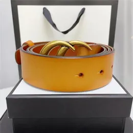 Ceinture 2023 Cintura di alta qualità Donna Vera pelle dorata Sier Bronzo Fibbia Designer Cinture in pelle di vacchetta Uomo 20 colori Carry con scatola A68 S