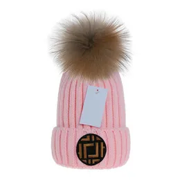 Gorro de punto a la moda para mujer, gorros cálidos de invierno de diseñador, gorro de esquí tejido con pompón de imitación grande Z-9