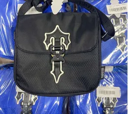 امرأة trapstar messenger nylon crossbody bag Womens Mens Rapper Trapstars Irongate Cobra T Luxury Designer Lostbag Lost