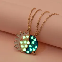 Colares Pingente 2 Pçs / Set Esmalte Luminoso Lua Sol BFF Amigo Para Sempre Jóias Magnéticas Crianças Colar