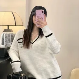 Jumper Designer Sonbahar ve Kış Patlaması Örgü Küçük Koku Yüksek Dereceli Düz Renk Uzun Kollu Kazak Moda All Match Ladies Üst Giyim