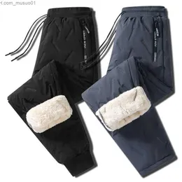 Pantaloni da uomo Tasche invernali con zip Addensare Pantaloni sportivi in pile Pantaloni da jogging Nero Grigio Piumino in cotone Pantaloni caldi Pantaloni termici impermeabili maschili 7XLL231113