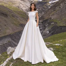 Gioiello Applicazioni floreali 3D Abiti da sposa affascinanti per mariage Bottoni ricoperti di raso Spalle scoperte Sweep Train A-Line Semplice personalizzato