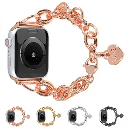 سوار سلسلة قلب الموضة لسلسلة القلب لـ Apple Watch Ultra 9 Band 8 7 6 5 SE 4 Ultra 2 Metal Stains Strap Strap Cute Wristband Iwatch 40mm 41mm 42mm 44mm 45mm 49mm