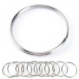 Anahtarlıklar 50 100pcs Keying Split Ring 25mm Anahtarlık Yüzükleri Argolas Para Chaveiro Aksesuarlar için Porte CLE PARÇALAR266Z